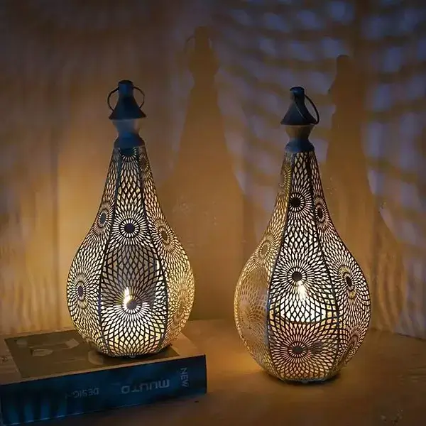 Mystisch-weisse orientalische Tischlaterne "Layali" – Bild 2